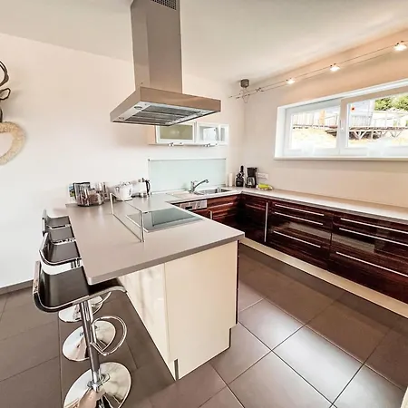 Simonhoehe Kaerntentraum-1 By Interhome Apartment *